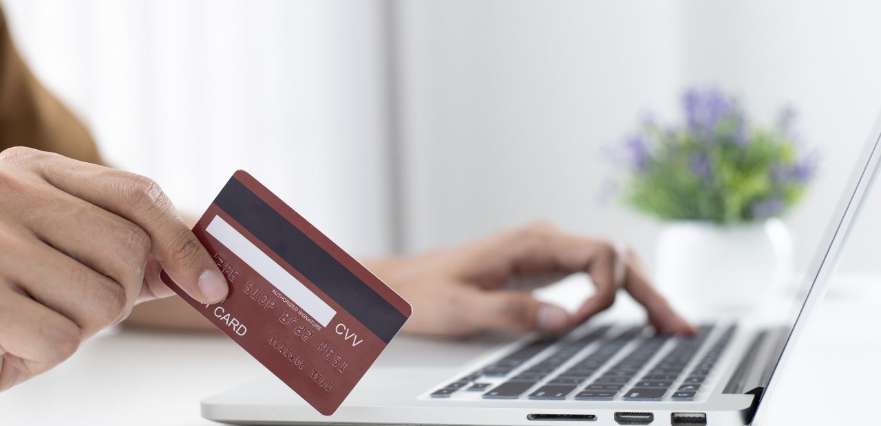 What Happens If You Stop Paying Your Credit Card Bills